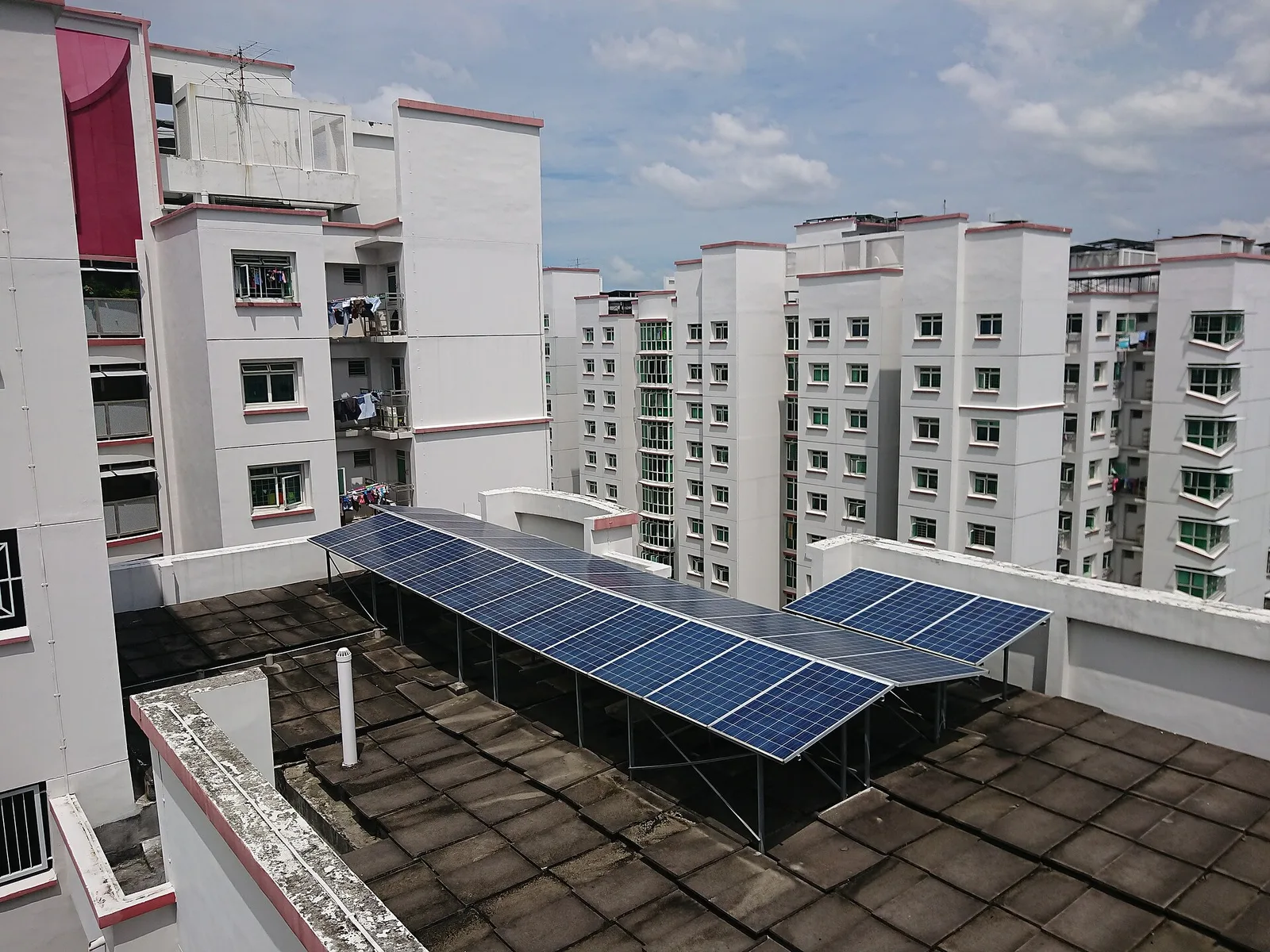 Panneaux solaires en copropriété : vote, coût et ACC 2026